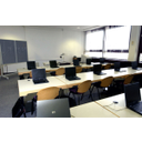 Carga de fuego en una sala de formación Bild anzeigen