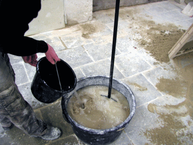 Mixing the mortar